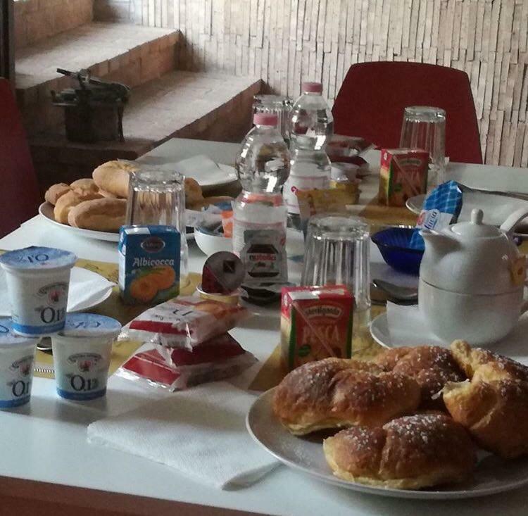 斯坦兹玛尔住宿加早餐旅馆 萨莱诺 外观 照片